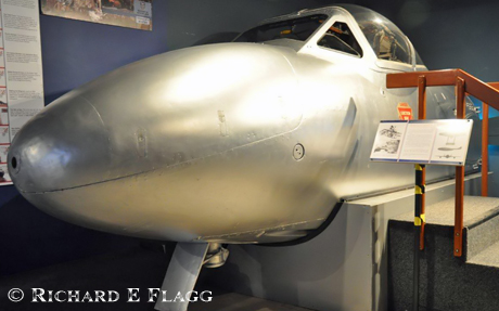 Vampire T.11 - XE946 Vampire T.11 - XE946