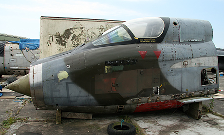 Lightning XS457 Lightning XS457