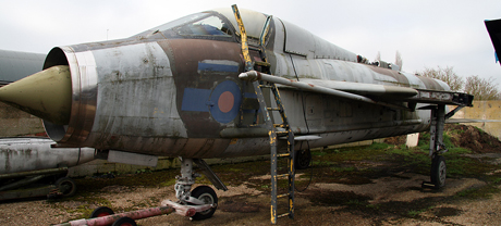 Lightning F5 - XS416 Lightning F5 - XS416